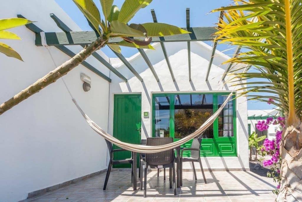 Bandama 14! 2 Bedroom Newly Renovated Bungalow, Los Pocillos, Puerto Del Carmen. Puerto del Carmen  Buitenkant foto