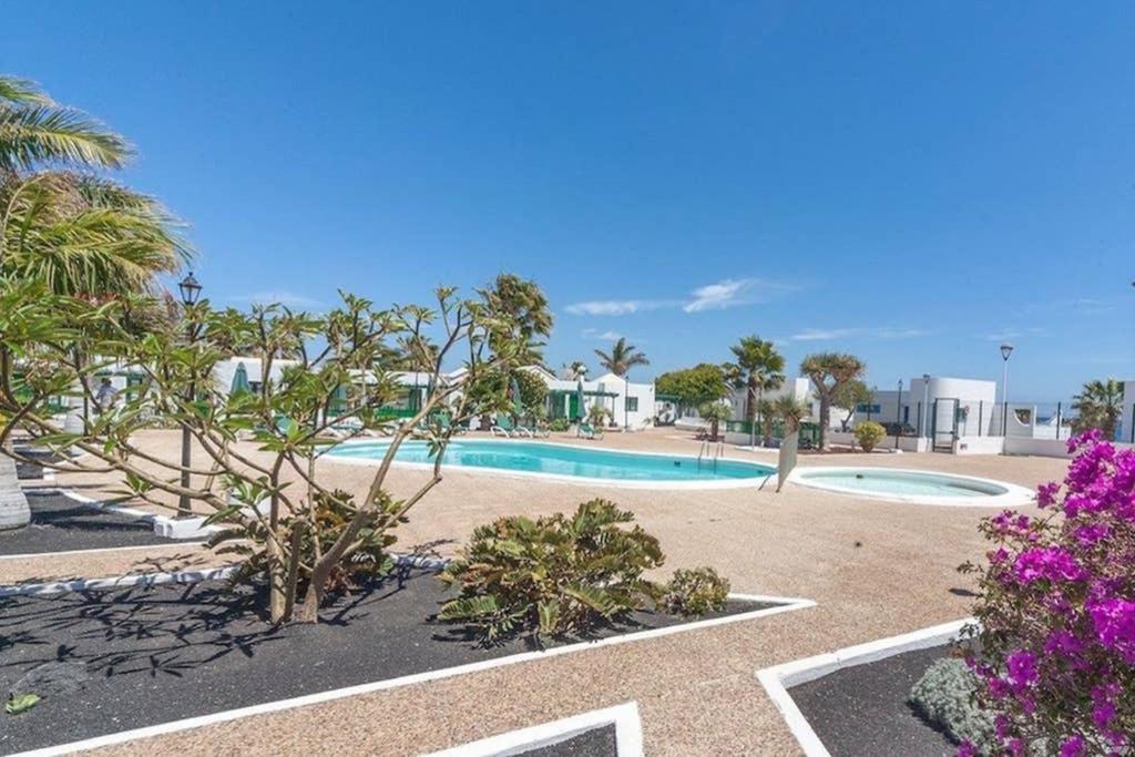 Bandama 14! 2 Bedroom Newly Renovated Bungalow, Los Pocillos, Puerto Del Carmen. Puerto del Carmen  Buitenkant foto
