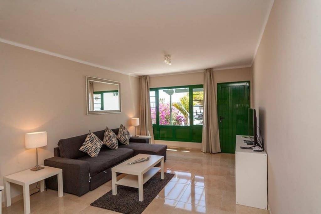 Bandama 14! 2 Bedroom Newly Renovated Bungalow, Los Pocillos, Puerto Del Carmen. Puerto del Carmen  Buitenkant foto